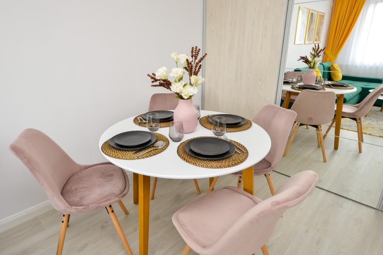 Sofia Cozy Apartment - Underground Private Parking Bucureşti Ngoại thất bức ảnh