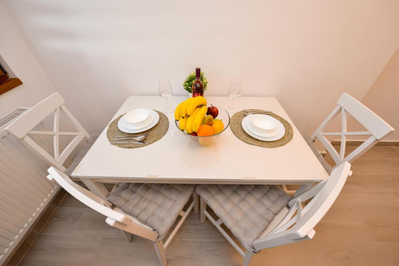 Sofia Cozy Apartment - Underground Private Parking Bucureşti Ngoại thất bức ảnh