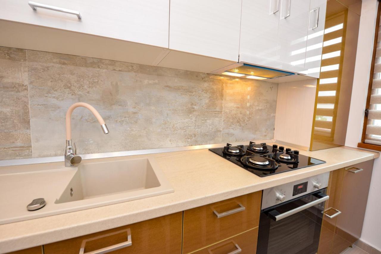Sofia Cozy Apartment - Underground Private Parking Bucureşti Ngoại thất bức ảnh