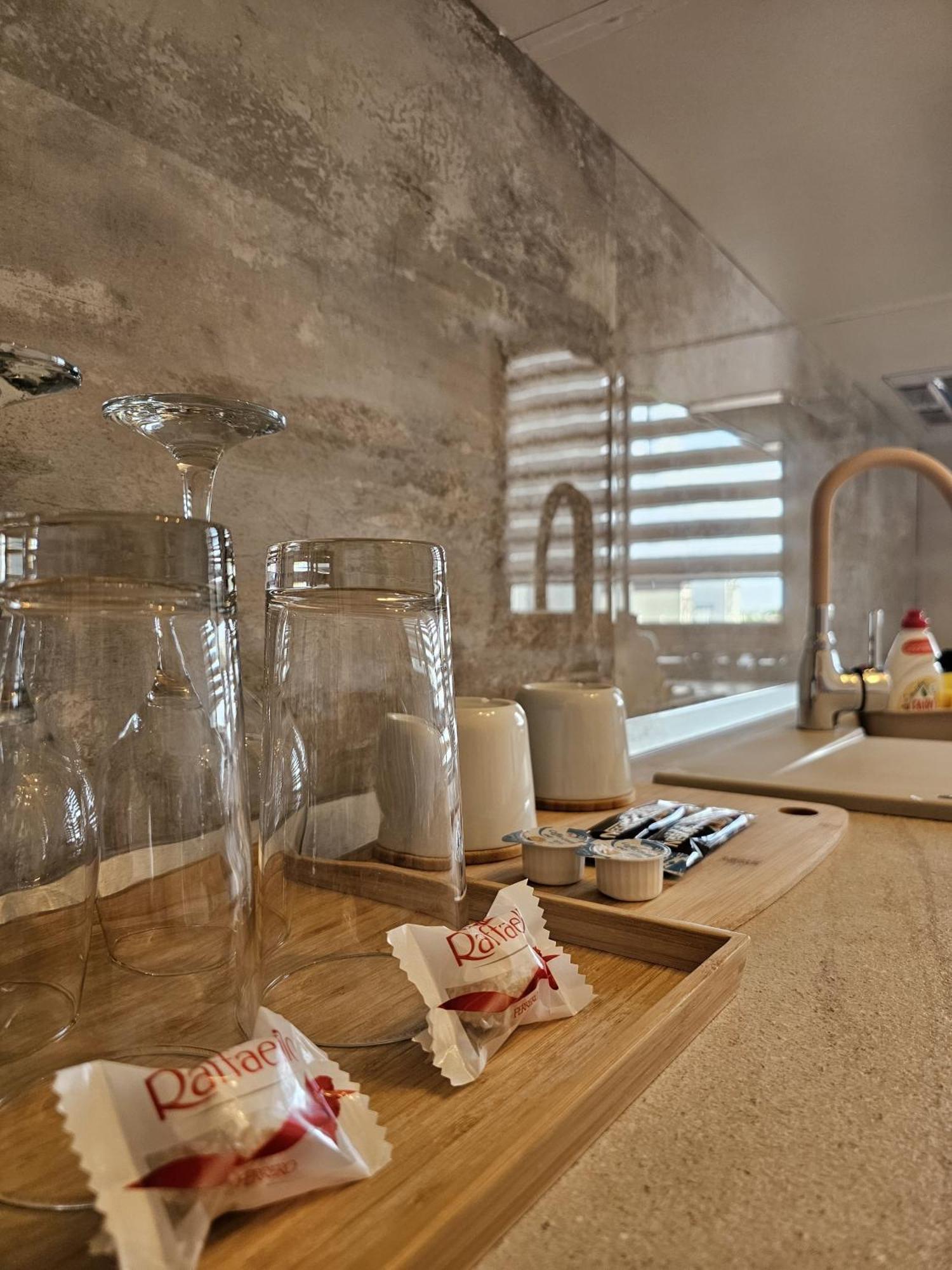 Sofia Cozy Apartment - Underground Private Parking Bucureşti Ngoại thất bức ảnh